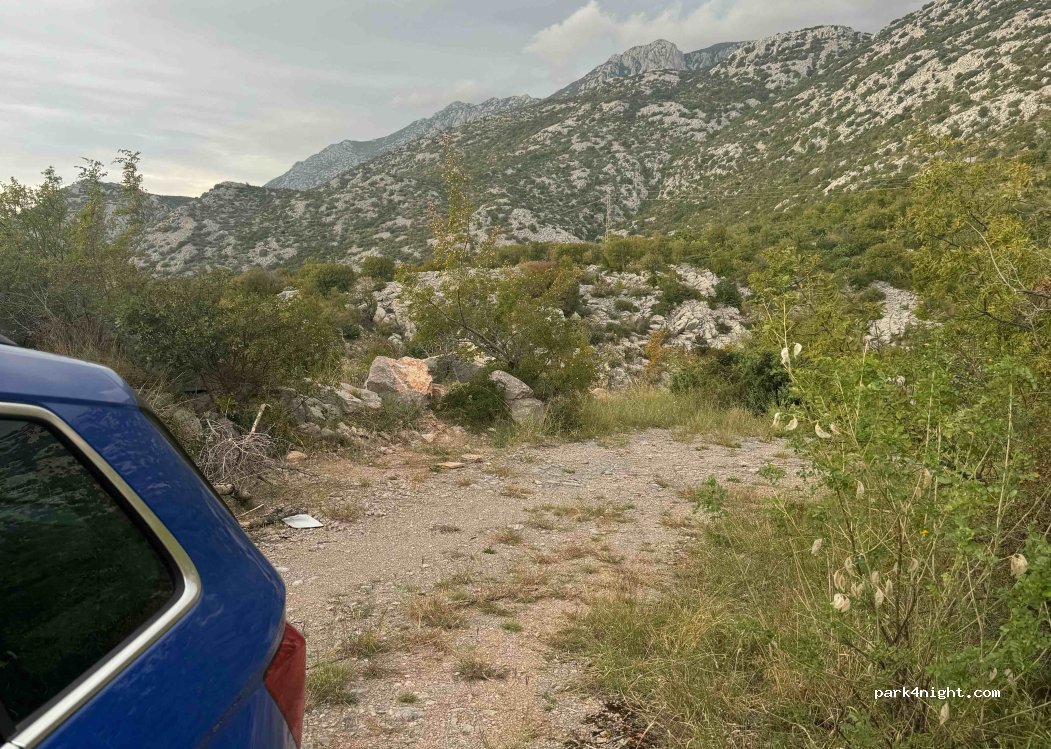 (53288) Vidovac Cesarički - D25 Road — foto