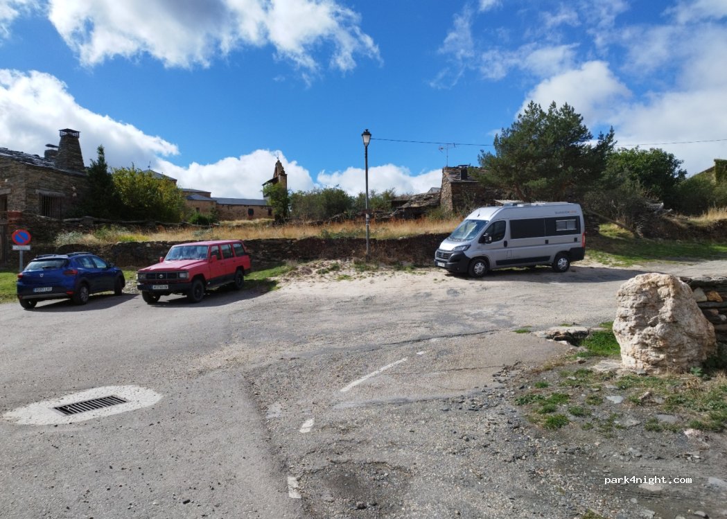 (40510) Riaza - 12 Calle Poza — foto