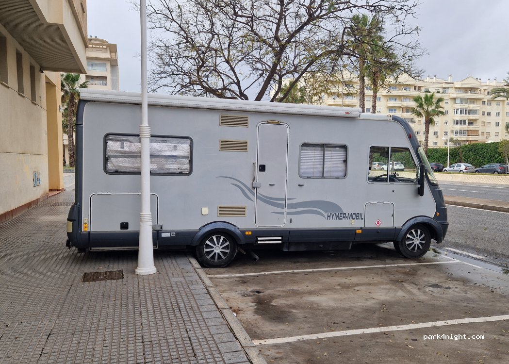 (29004) Málaga - 43 Calle Pacífico — foto