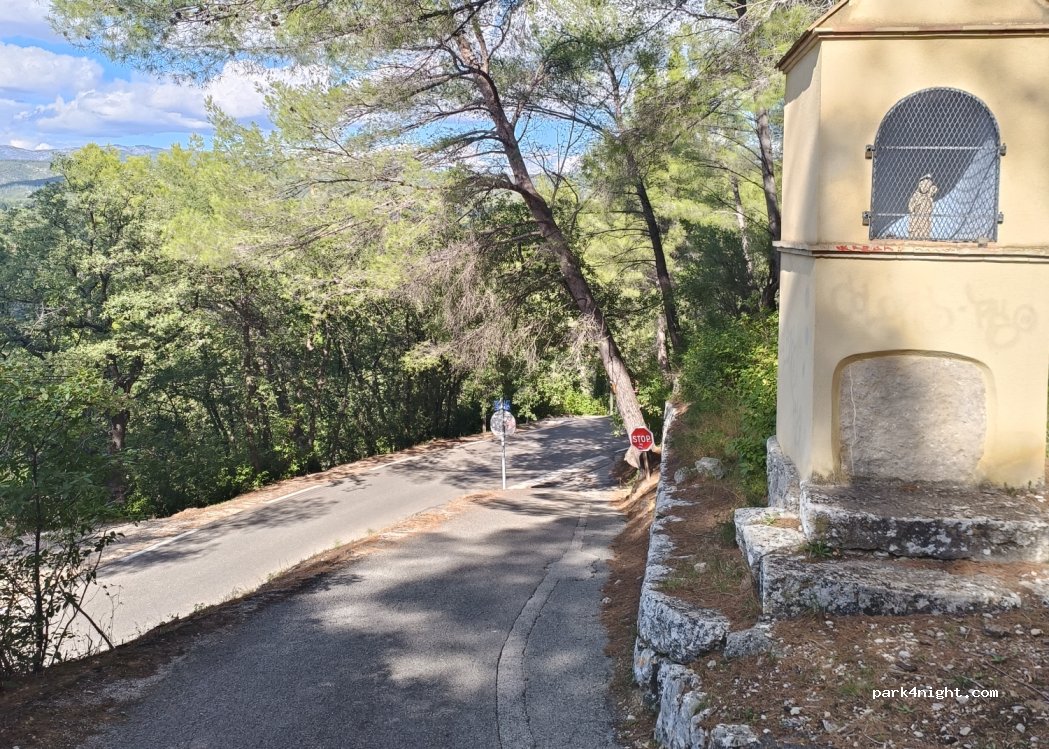 (83330) Le Castellet - D226 — foto 4