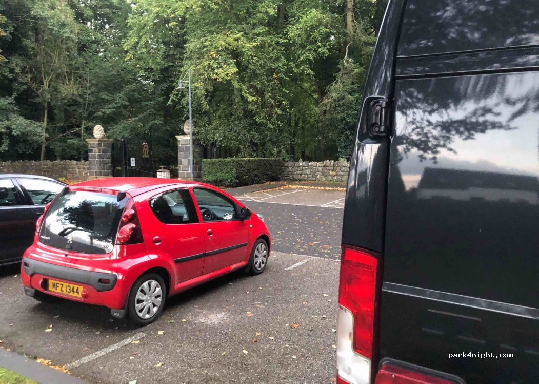 (BT41 4JZ) Antrim - 1 Castle Park — foto