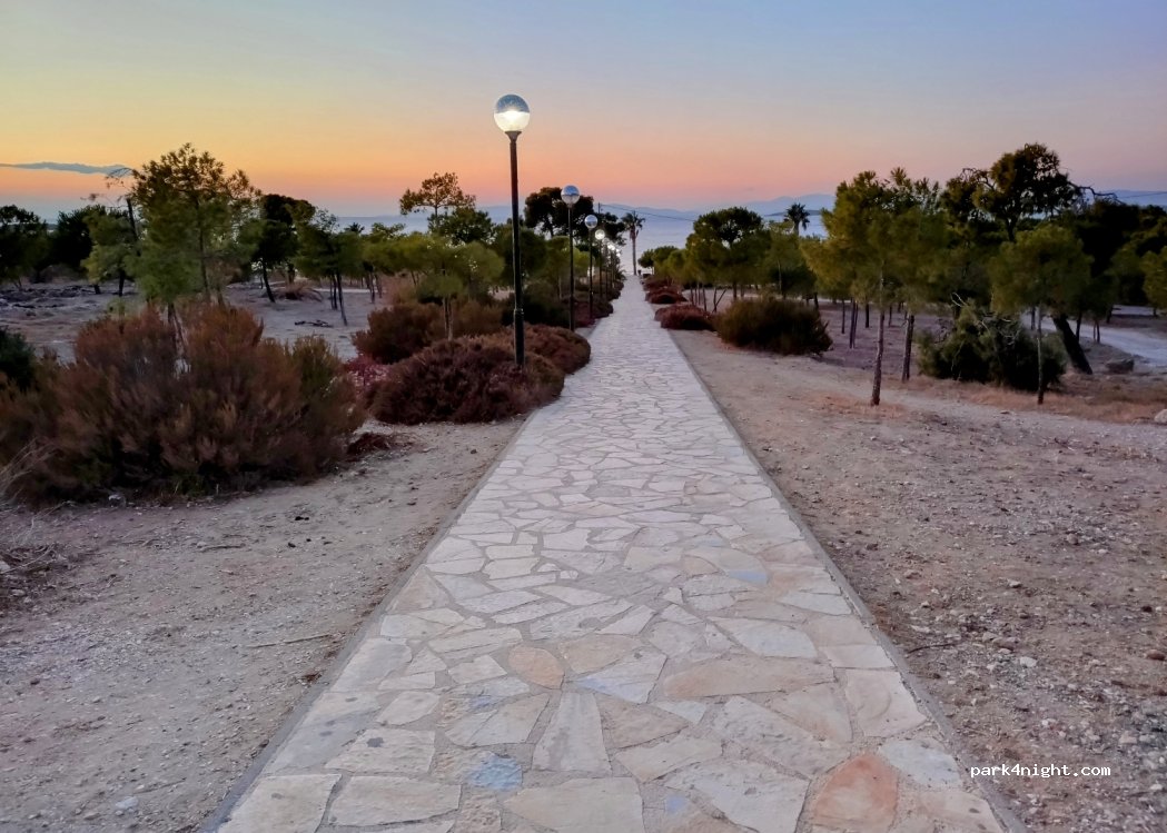 (166 71) Vouliagmeni - Leof Kavouriou — foto 3
