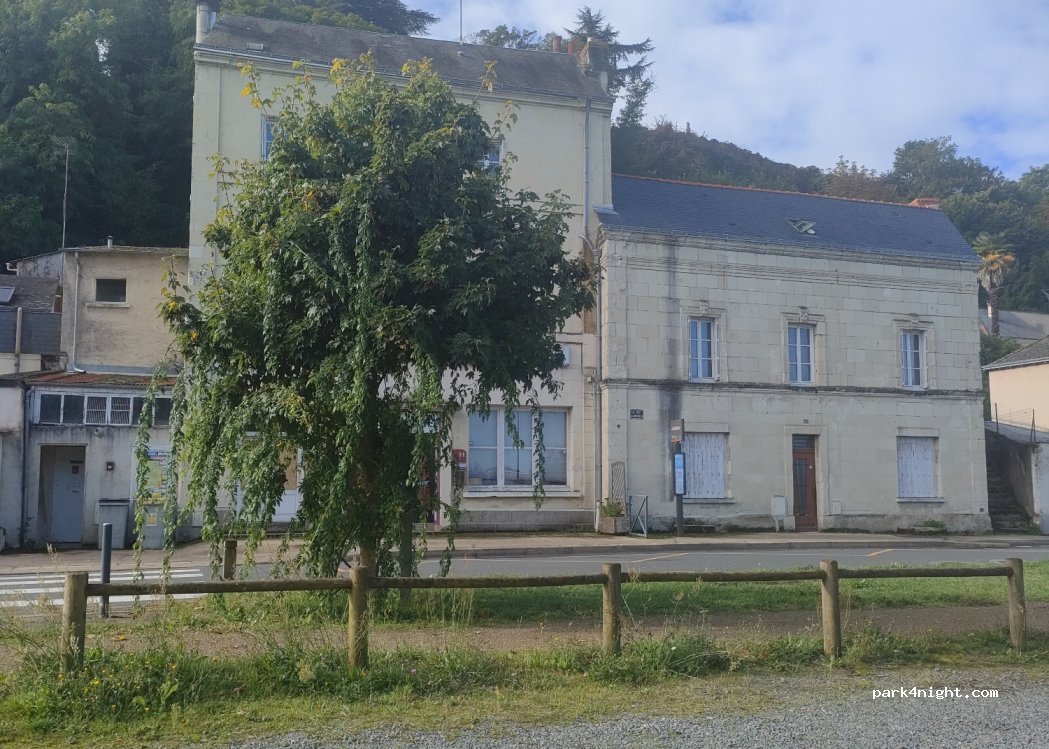 (49400) Saumur - 453 Quai du Jagueneau — foto 3