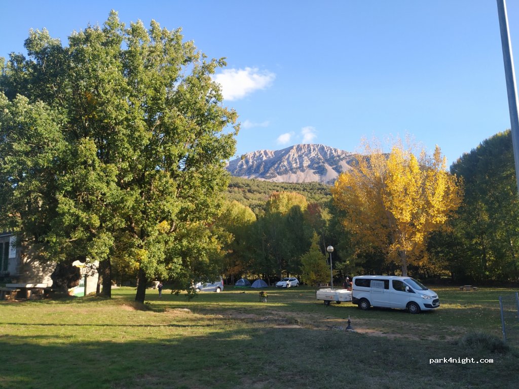 Camping Valle de Nocito | Habitaciones Rurales Casa Ortas Albas — foto