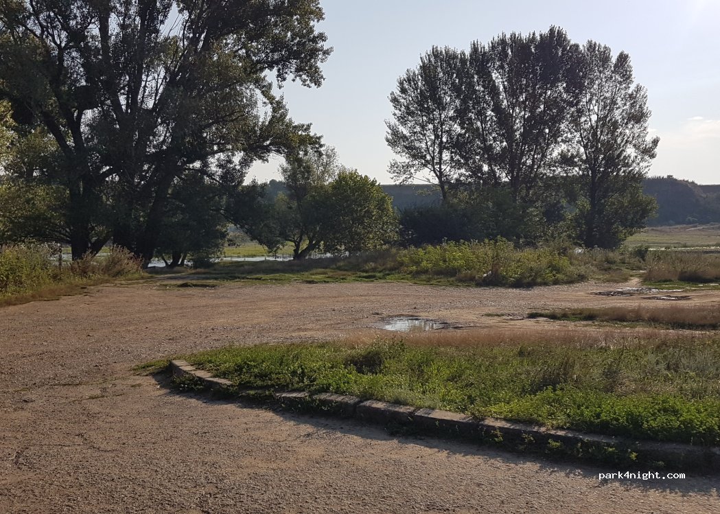 (600354) Bacău - 9 Strada Sânzienelor — foto 2