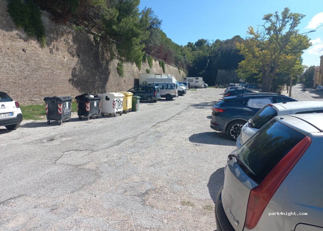 (60122) Ancona - Via Circonvallazione — foto