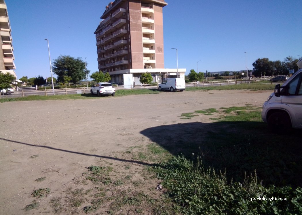 (01016) Lido di Tarquinia - 36 Via Scilla — foto 2