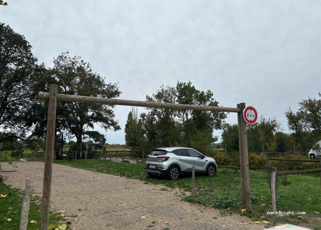 (37510) Savonnières - Route du Bray — foto 2