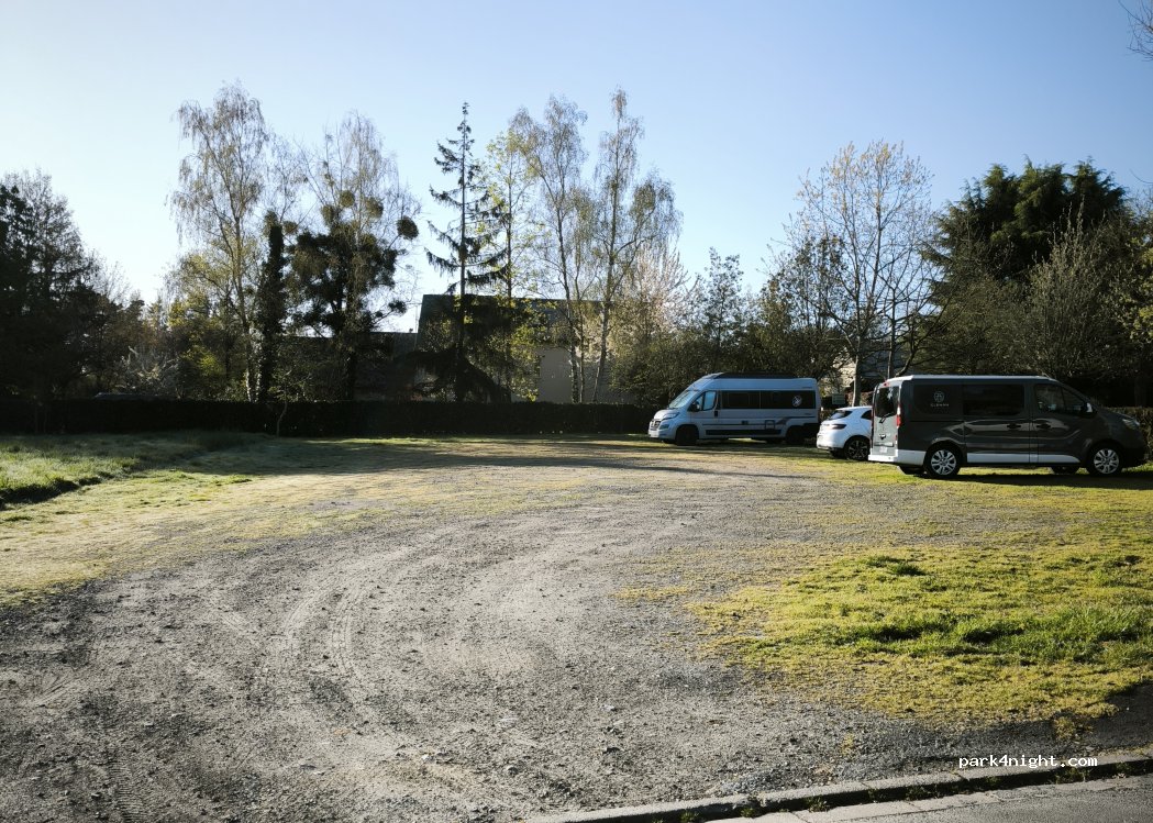 (49220) Grez-Neuville - Allée du Pré Saint-Jacques — foto 2