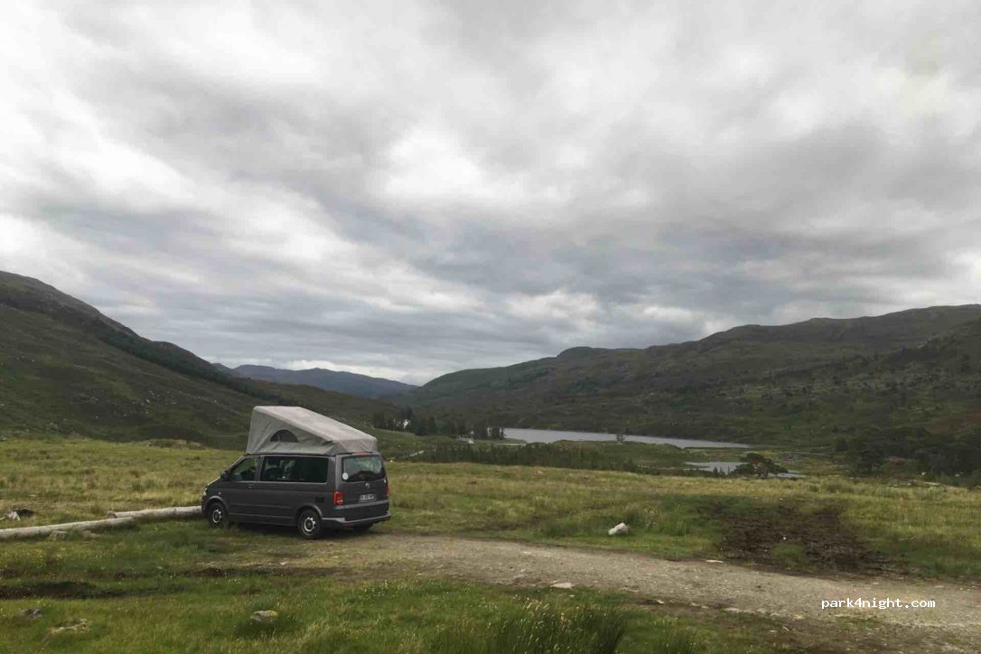 (IV4 7LX) Beauly - Unnamed Road — foto 2