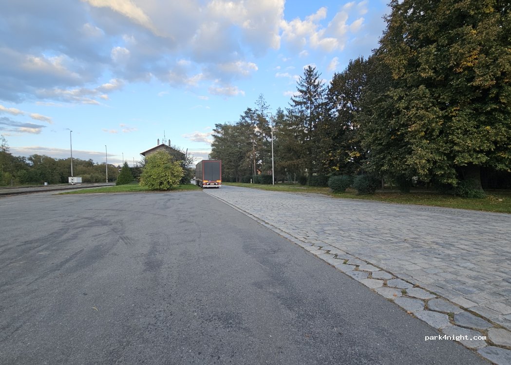 (783 53) Velká Bystřice - 202 Nádražní II — foto