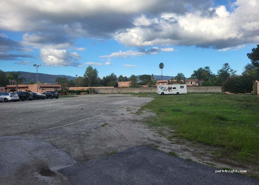 (98054) Tonnarella - 10 Via Vespri Siciliani — foto