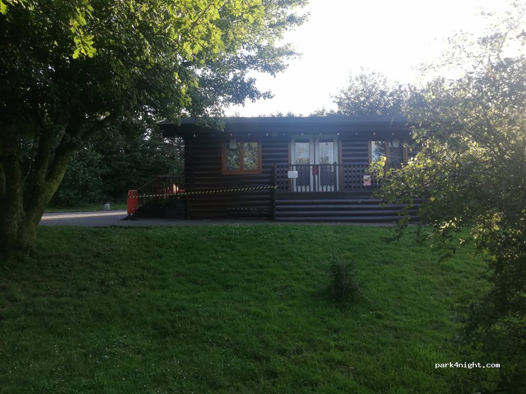 (EX36 4RZ) South Molton - A361 — foto