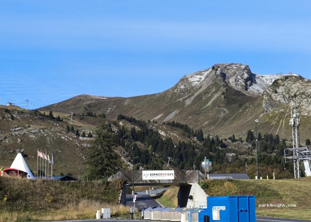 (74440) Taninges - 156 Voie de sur la Gouille — foto 2