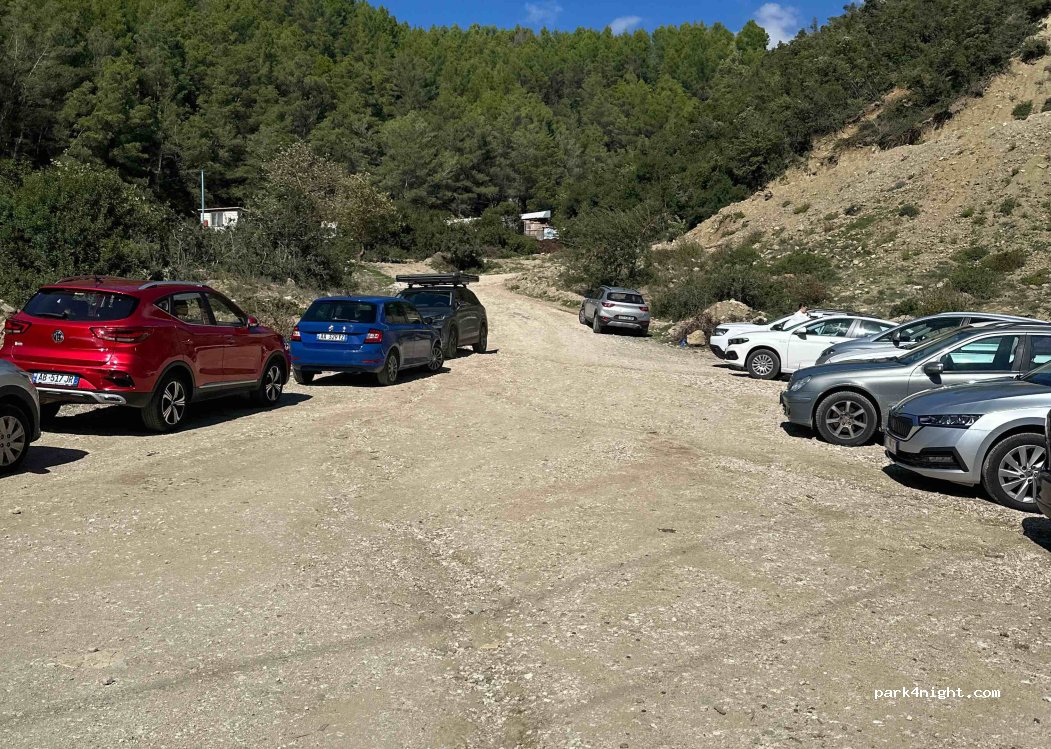 () Bogovë - Unnamed road — foto