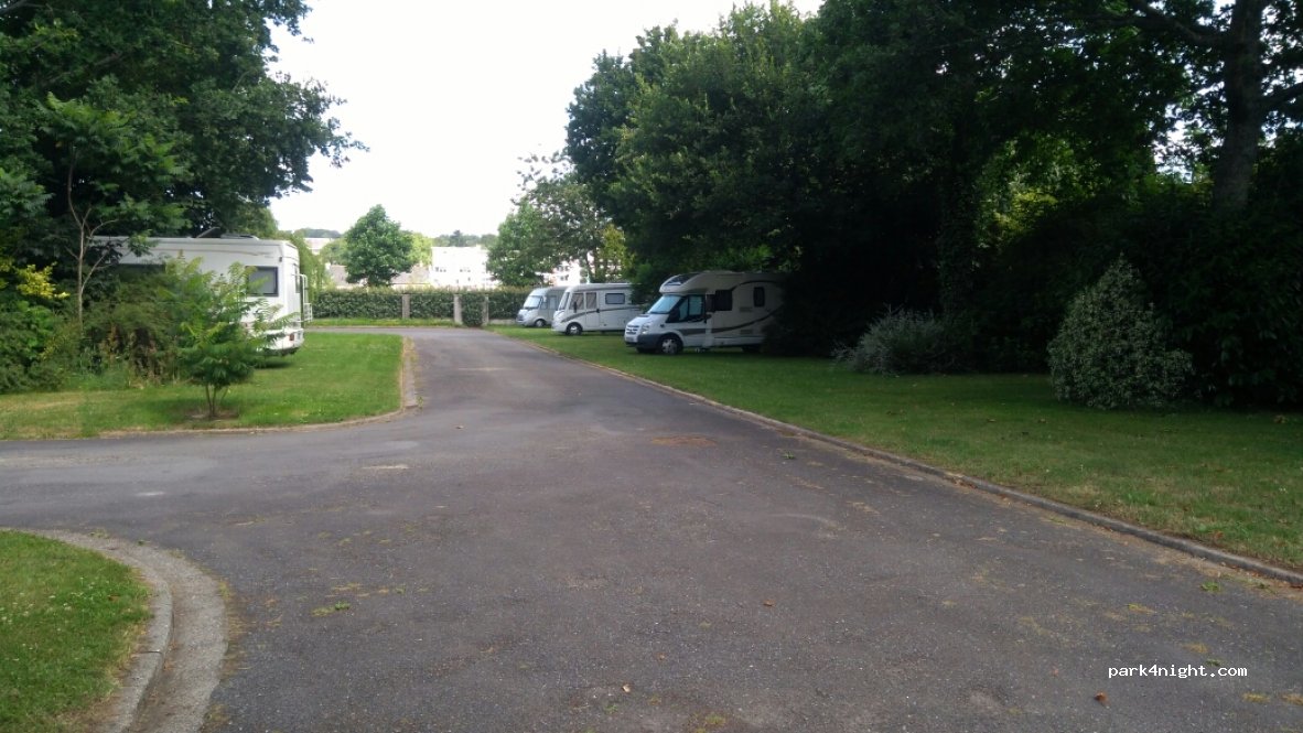 Aire de camping-cars Landerneau — foto