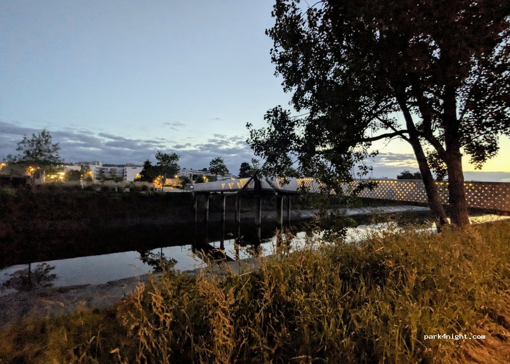Aire de camping-cars Landerneau — foto 5