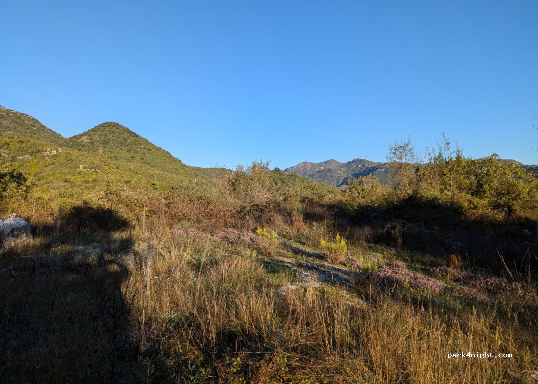 () Riječani - Unnamed road — foto