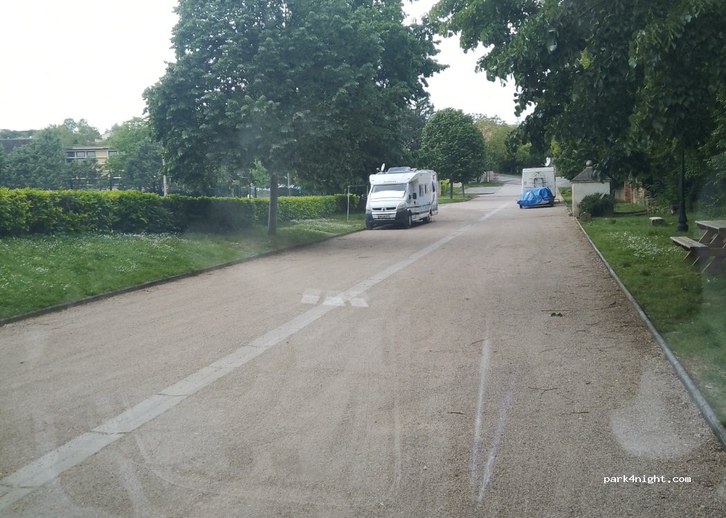 (11410) Salles-sur-l'Hers - Allée des Maronniers — foto 3