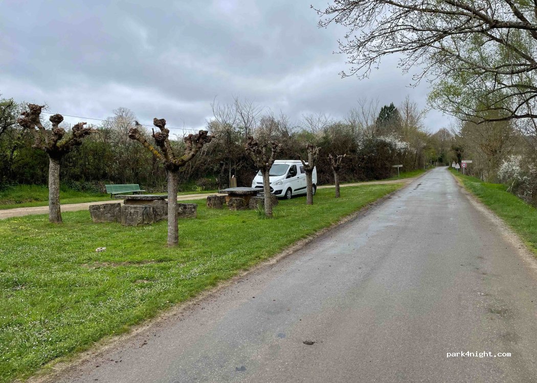 (81170) Les Cabannes - 9 Chemin de Saint-Jean — foto 4