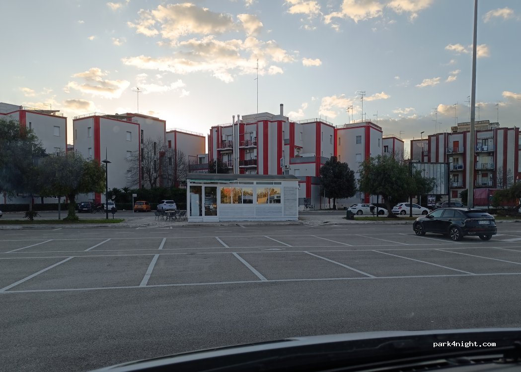 (73100) Lecce - 2 Via Domenico Tommaso Albanese — foto 2