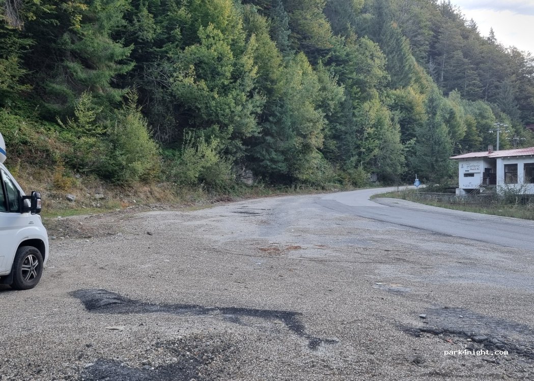(325700) Oțelu Roșu - — foto 2