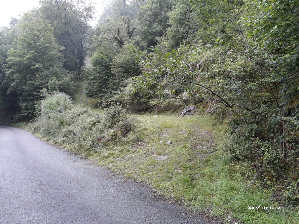 (31160) Juzet-d'Izaut - 131 Clôt de l'Église — foto