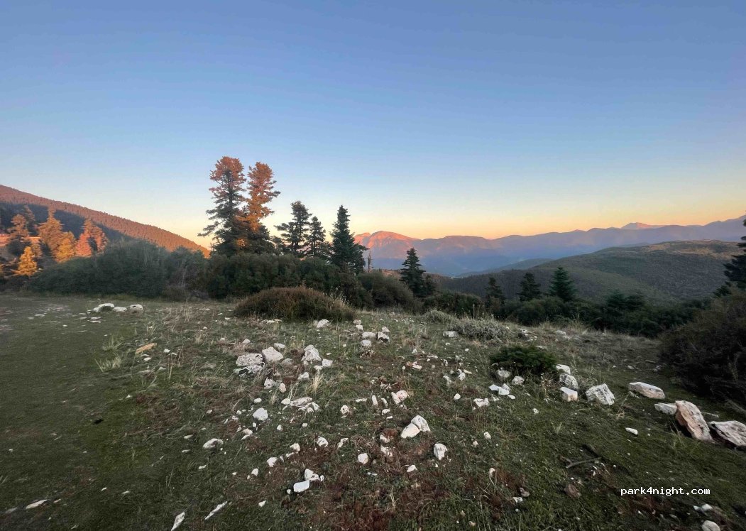 (360 71) Viniani - — foto