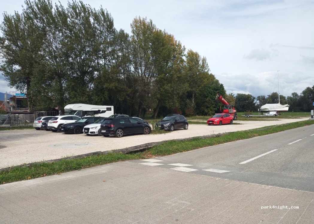 (1470) Estavayer - 29 Chemin des Loquettes — foto