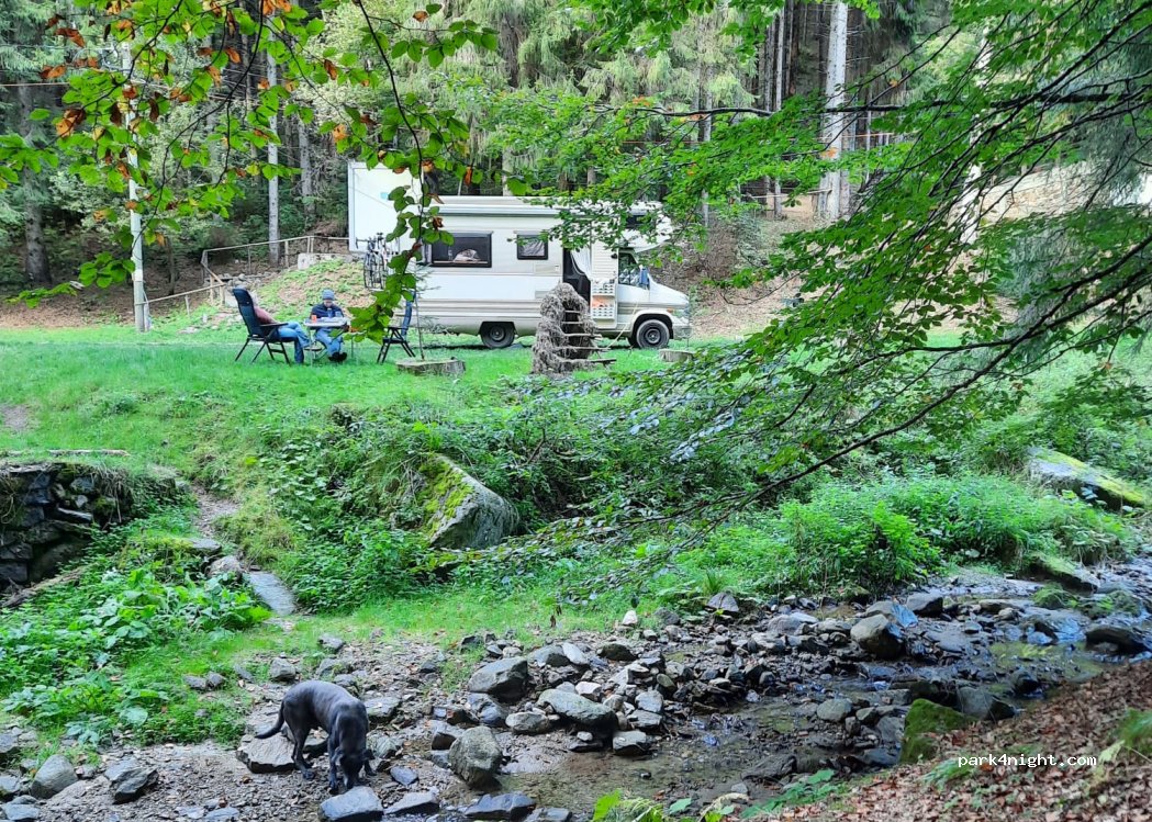 Bârlogul din Vidraru — foto 3
