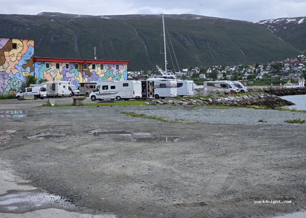 (9007) Tromsø - 6 Strandvegen — foto 5
