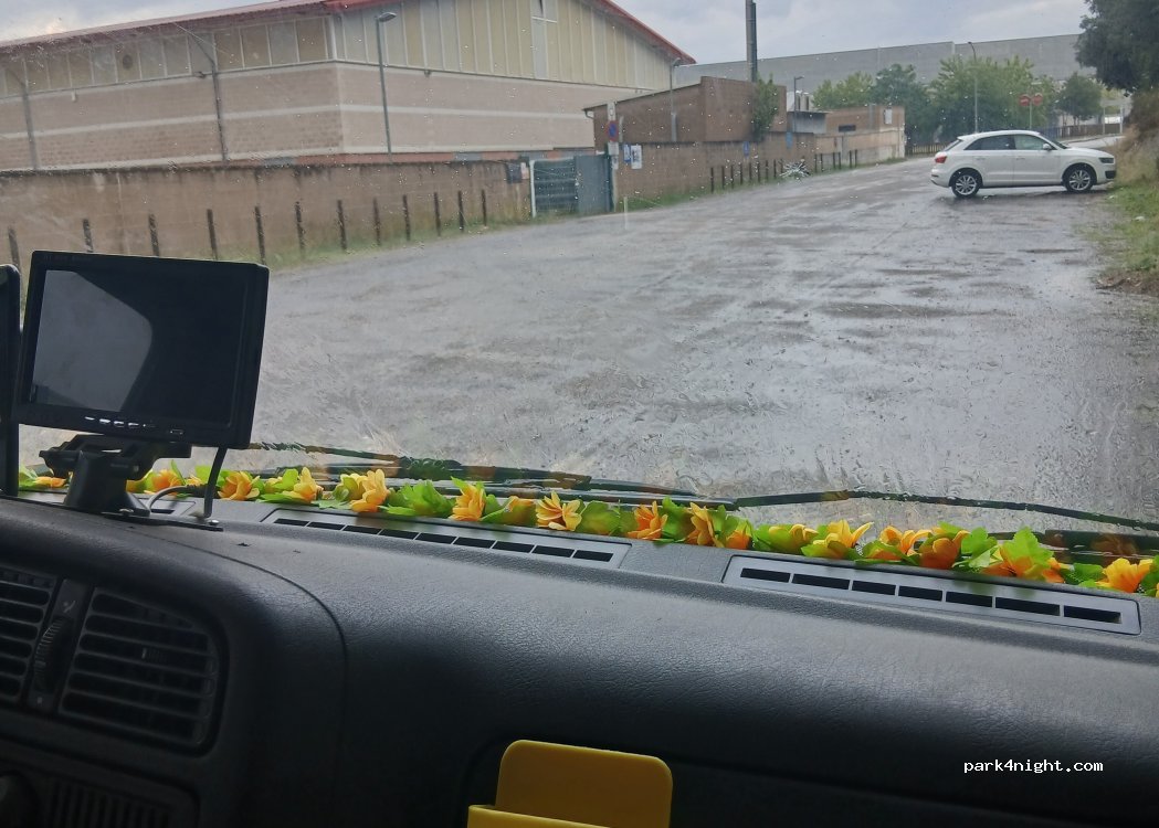 (17450) Hostalric - Unnamed road — foto 3