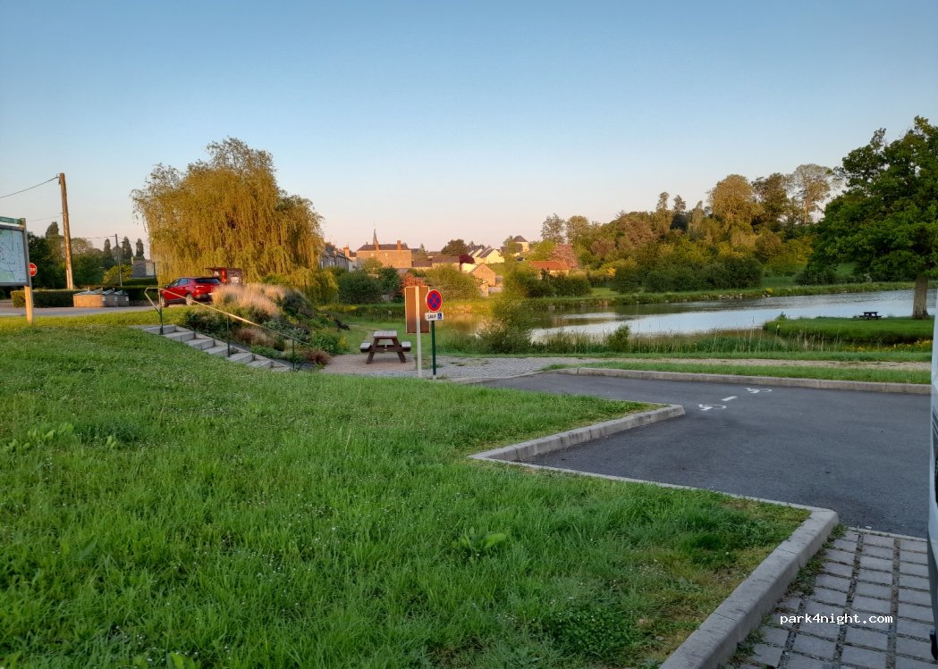 (53480) Vaiges - 53 Rue Robert Gletron — foto 3