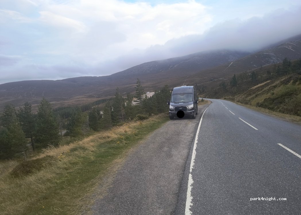 (PH22 1RB) Aviemore - Unnamed Road — foto