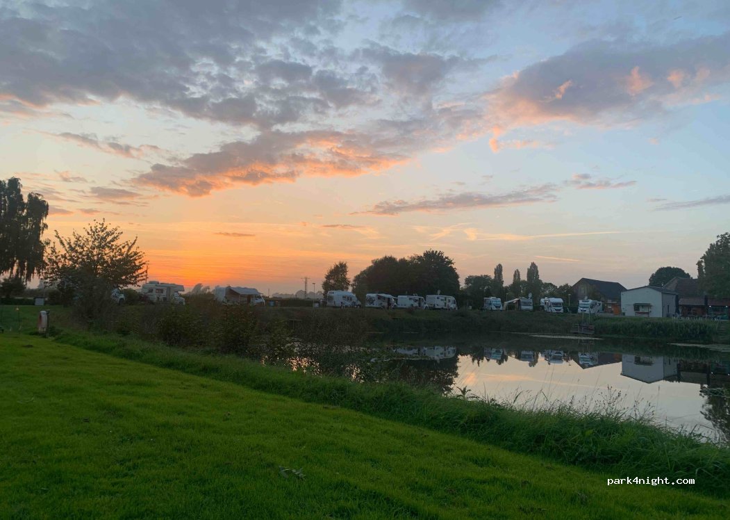 (47533) Kleve - 33 Zyfflicher Straße — foto 2