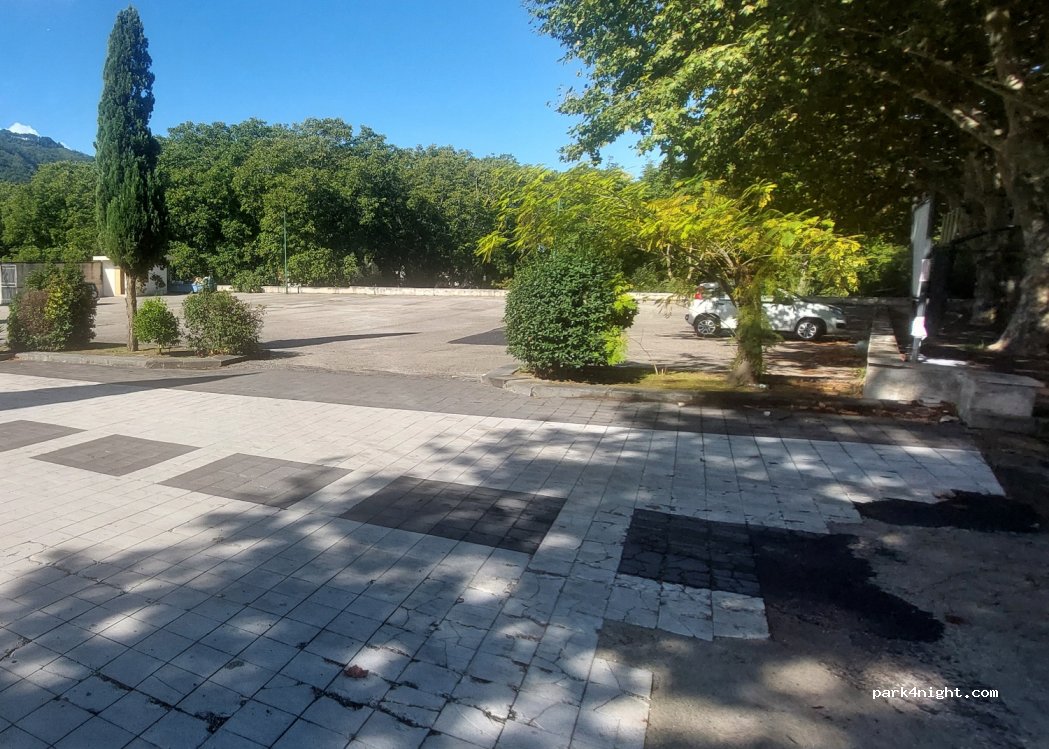 (83020) Quindici - Via Provinciale — foto