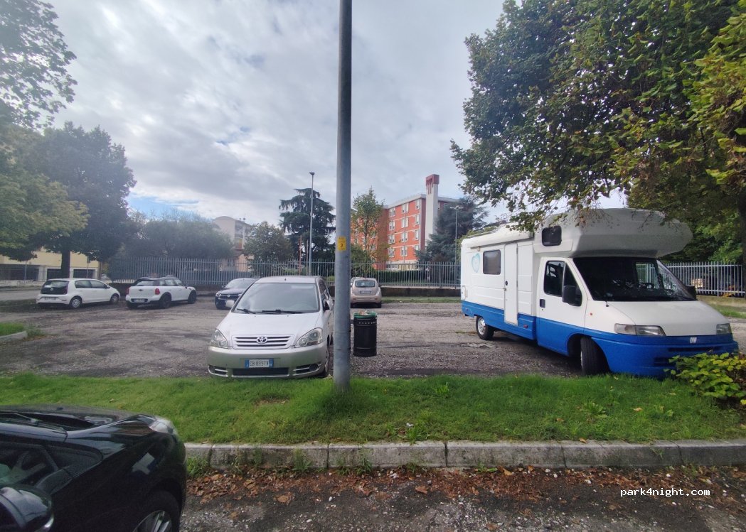 (37124) Verona - 23 Via Sandro Baganzani — foto