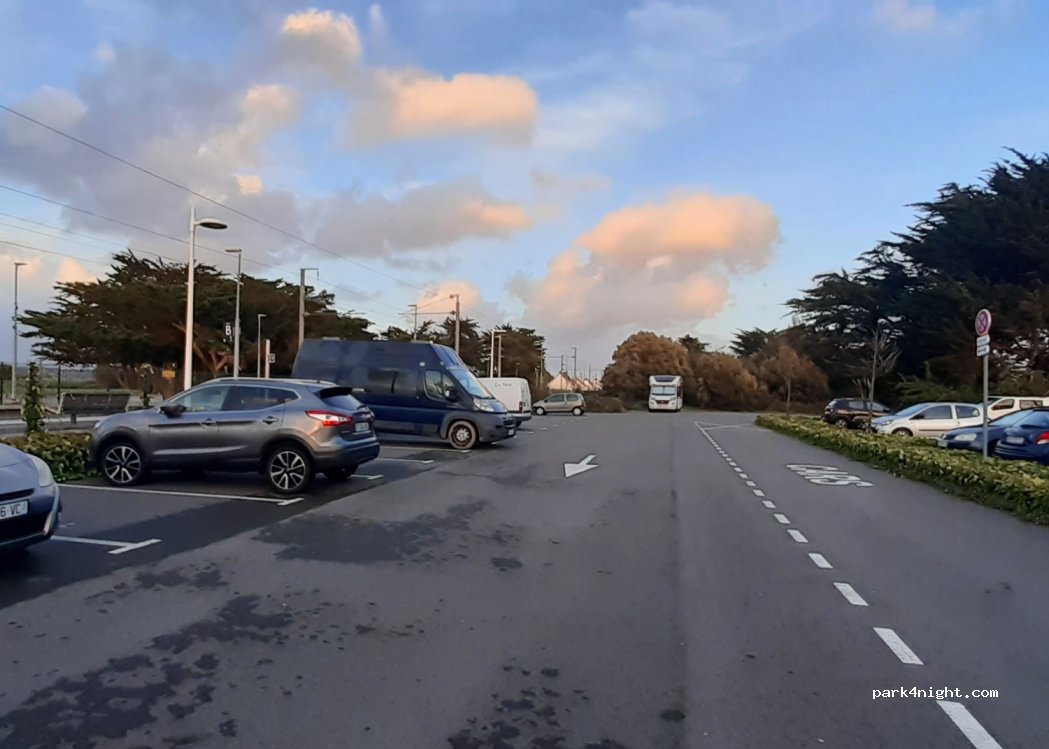 (44510) Le Pouliguen - 15 Boulevard de la Libération — foto 4