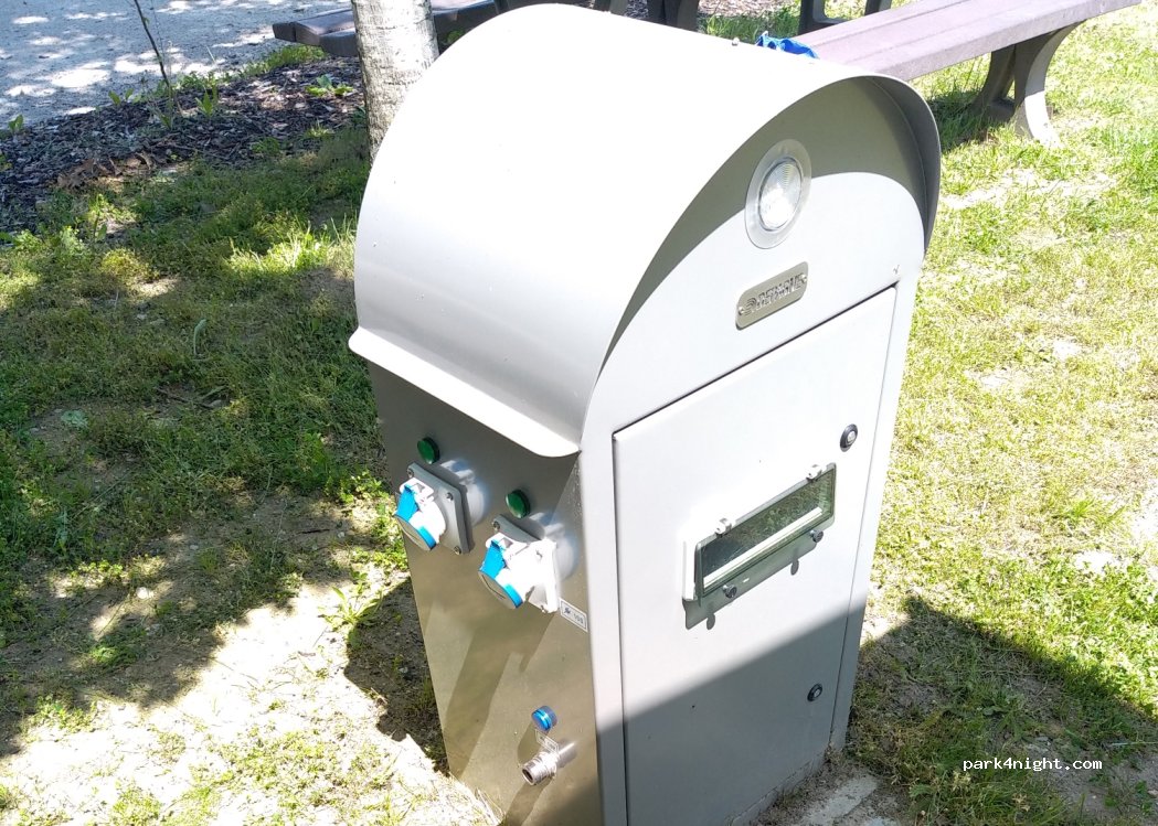 Aire de camping-cars Harskirchen — foto 4