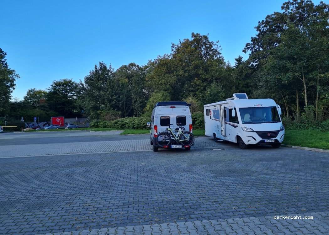 (42281) Wuppertal - Bromberger Str. 28 — foto