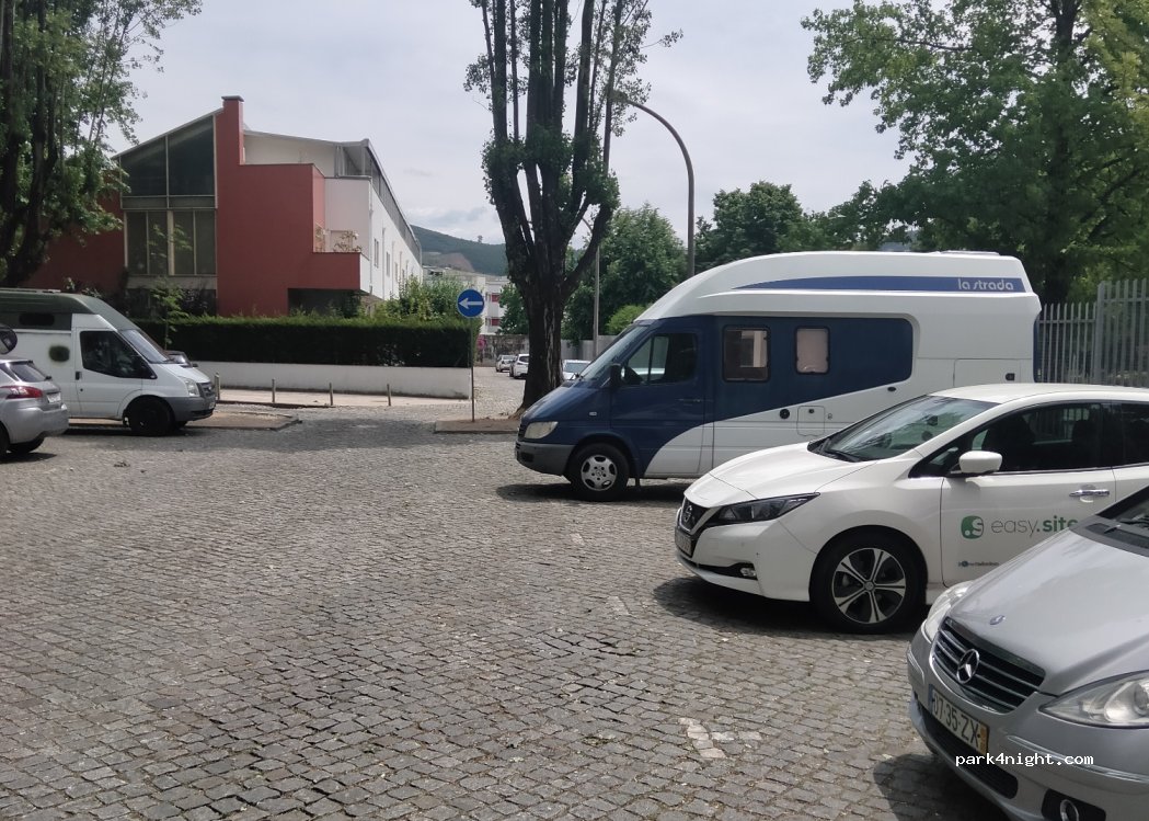 (4715-122) BRAGA - Praceta André Soares — foto 3