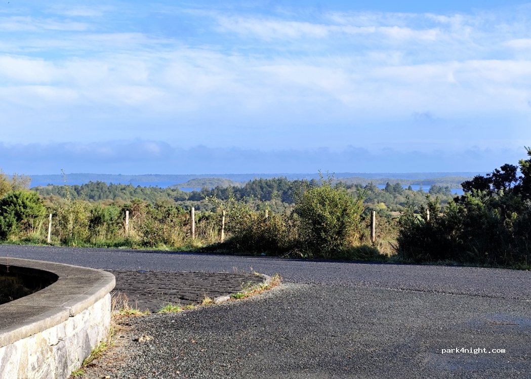 () Cartoor - Unnamed road — foto