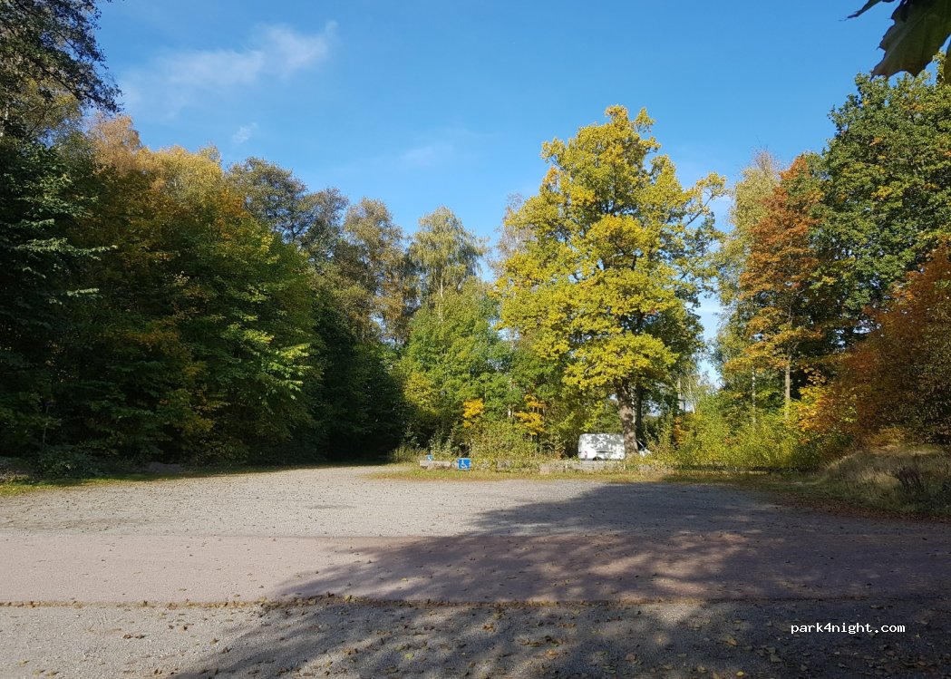 (749 48) Enköping - 10 Sommarrovägen — foto