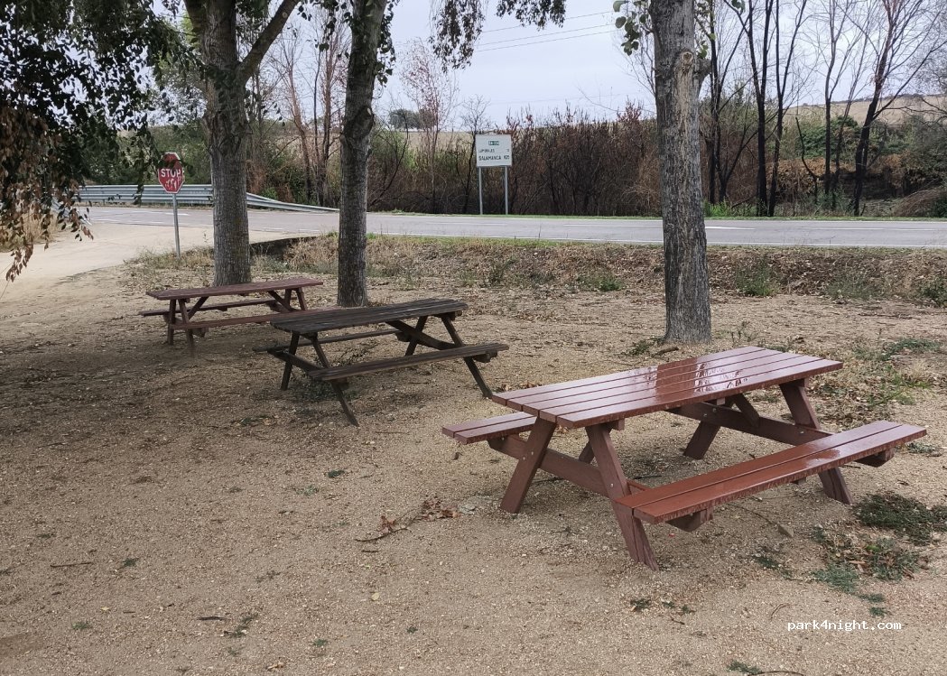 (37270) San Felices de los Gallegos - 11 Calle Lavaderos — foto 2