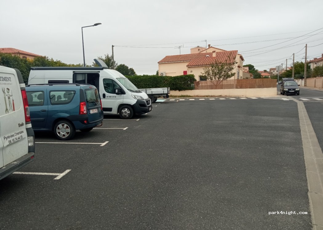 (66600) Salses-le-Château - 20 Avenue Saint-Gauderique — foto