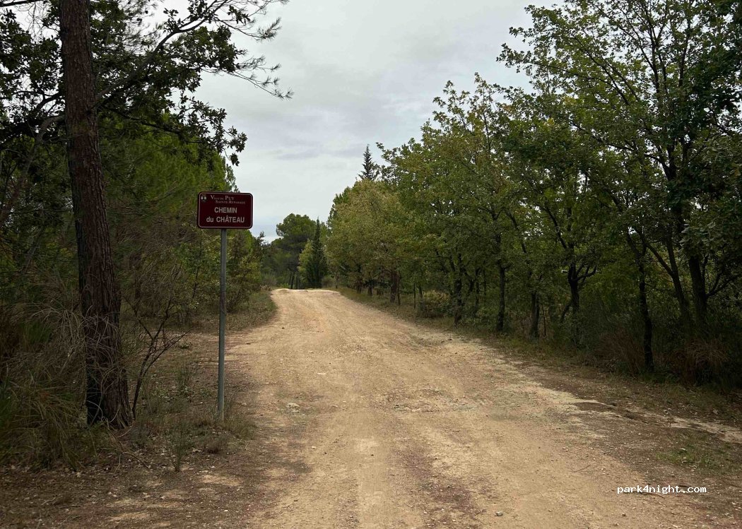(13610) Le Puy-Sainte-Réparade - 770 Chemin de la Plaine des Arnajons — foto 2