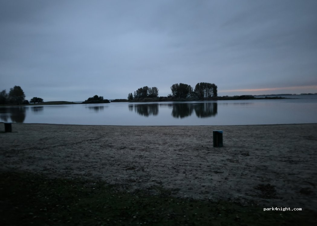 (4311 NN) Bruinisse - 5 Strandweg — foto 2