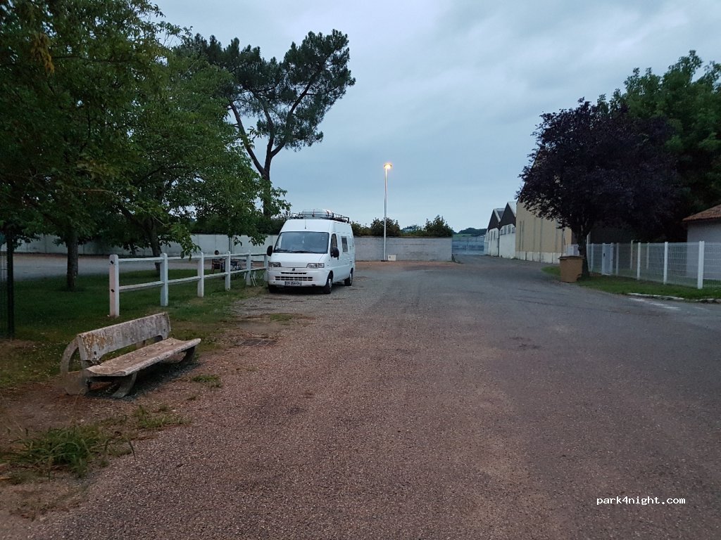 (32110) Nogaro - 11 Avenue de Daniate — foto