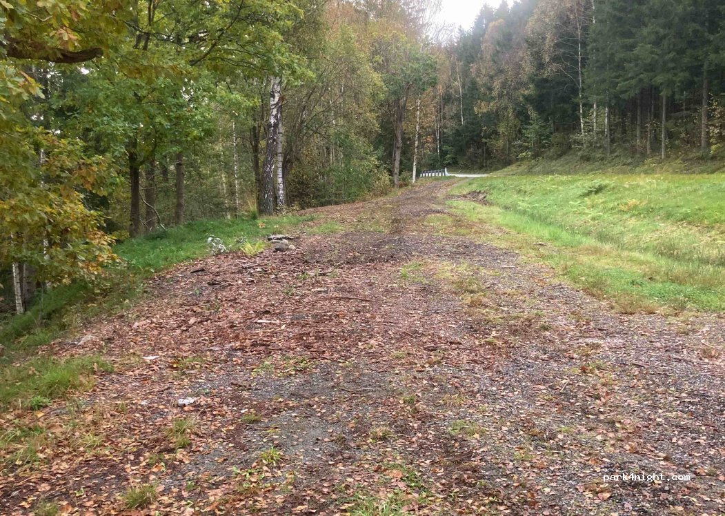 (438 95) Hällingsjö - 480 Östra Hägnen — foto