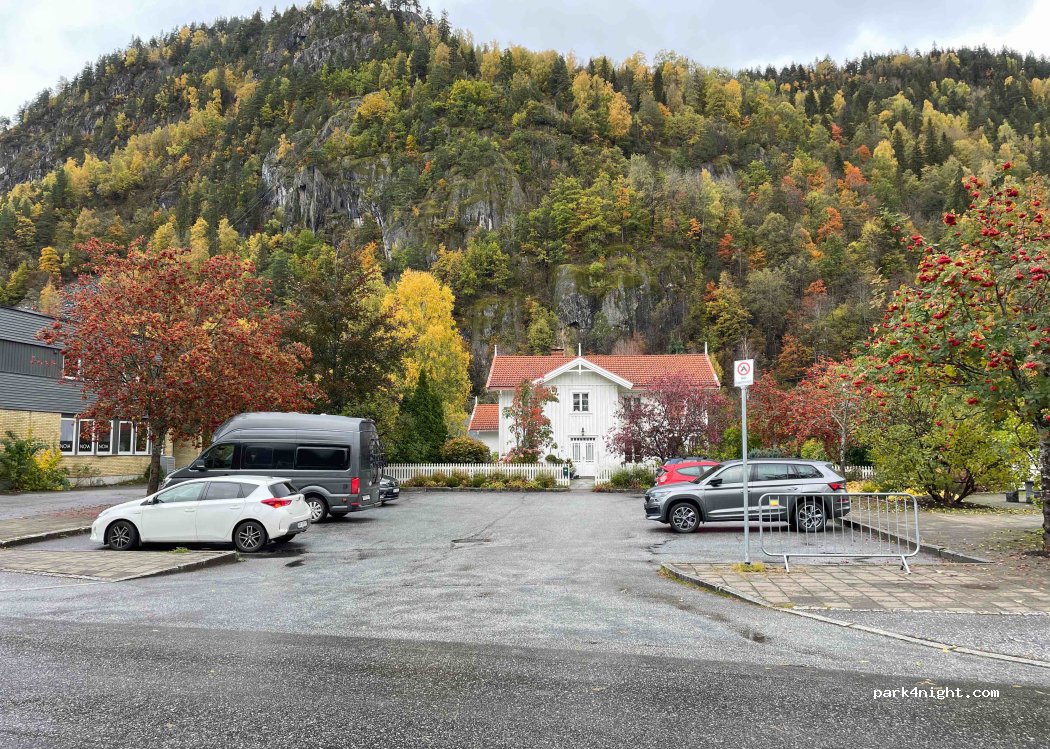 (3880) Dalen - 18A Hotellvegen — foto